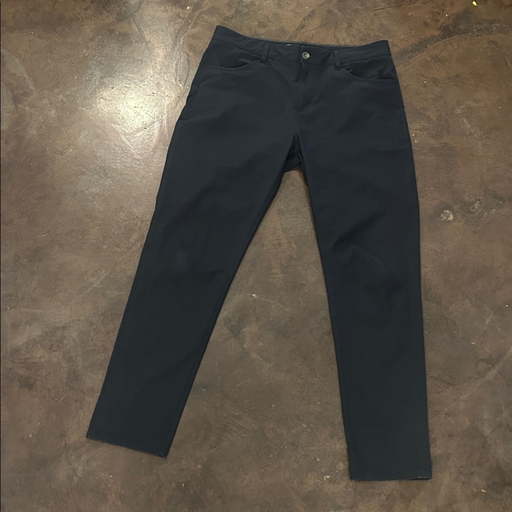Vuori Black Performance Shorts